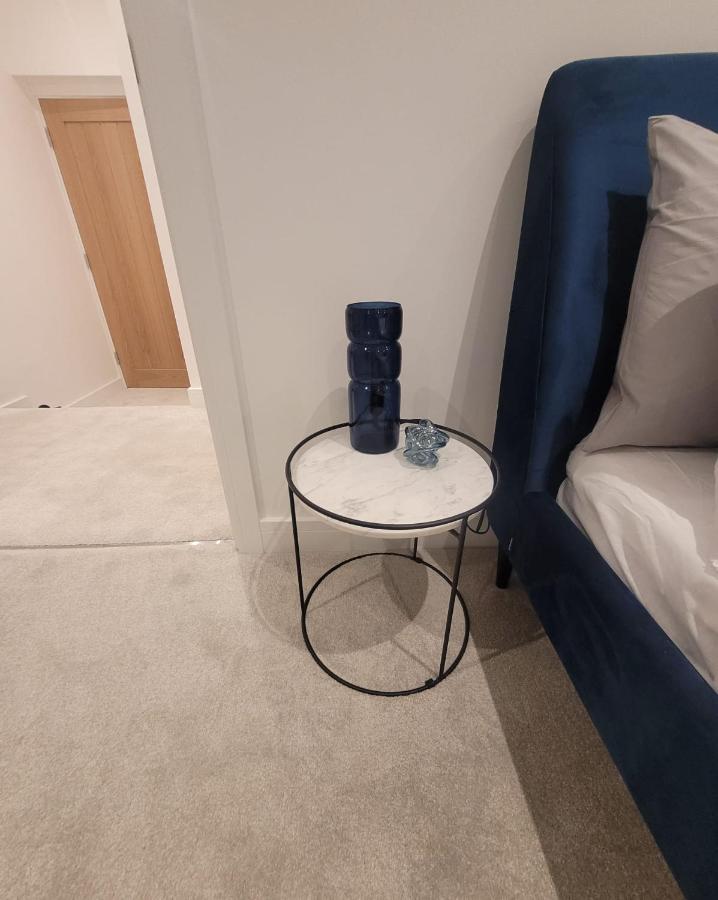 Luxury 1 Bed Apartment In The Heart Of Rochester Wainscot Luaran gambar