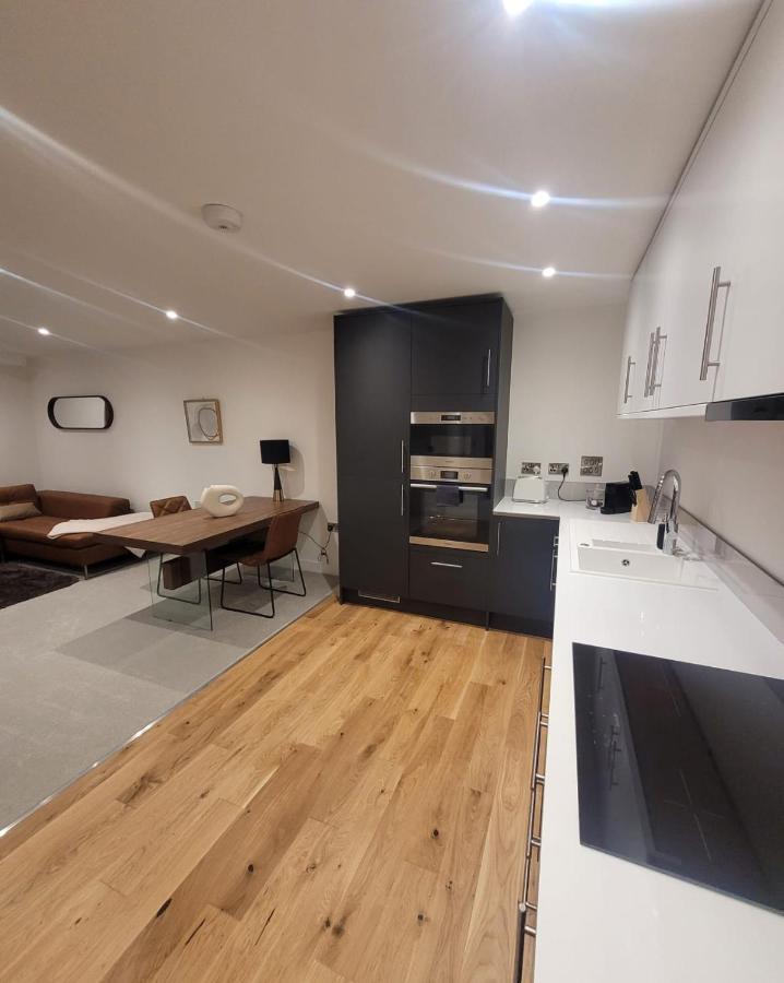 Luxury 1 Bed Apartment In The Heart Of Rochester Wainscot Luaran gambar
