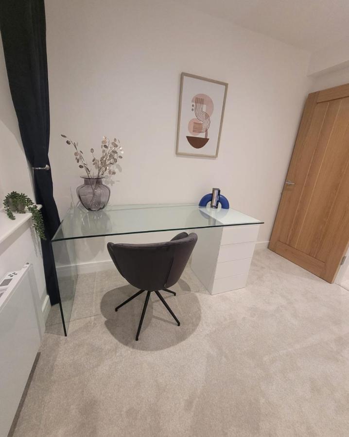 Luxury 1 Bed Apartment In The Heart Of Rochester Wainscot Luaran gambar